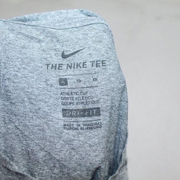 The Nike Tee Men Gray Dri Fit Tank Sleeveless Athletic Cut Size XL - Picture 6 of 8